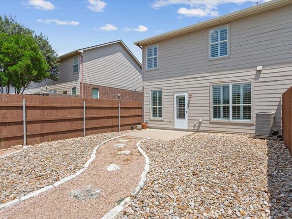 97 Verde Ranch LOOP, Leander TX 78641
