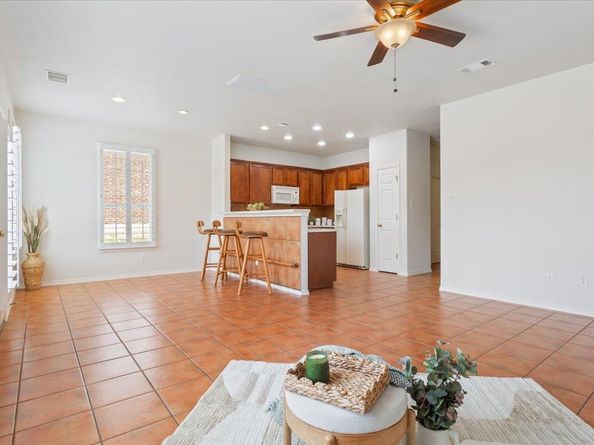 97 Verde Ranch LOOP, Leander TX 78641