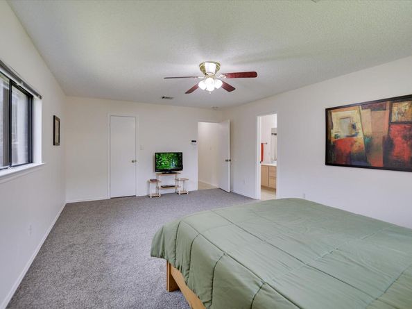 905 Justeford DR, Pflugerville TX 78660