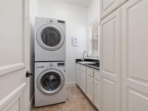 1529 Barton Springs RD 2, Austin TX 78704