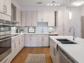 3600 S Lamar BLVD 100, Austin TX 78704