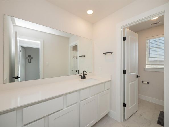 237 Arrowhead Mound RD, Georgetown TX 78628