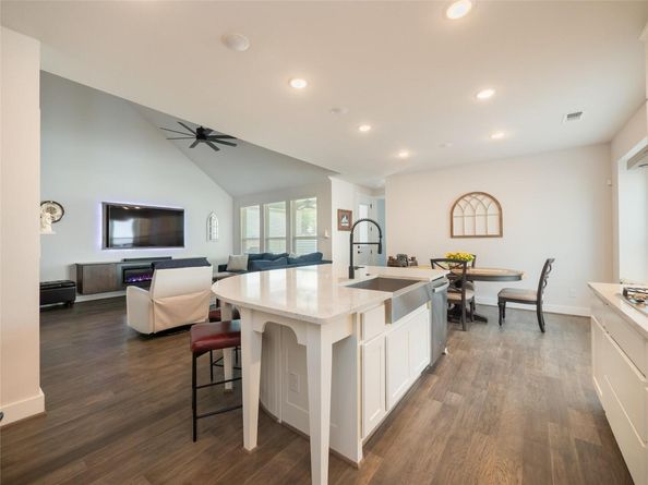 237 Arrowhead Mound RD, Georgetown TX 78628
