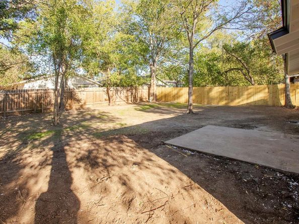 1204 Dunstan DR, Austin TX 78745