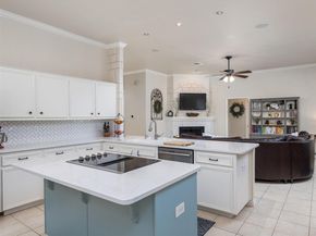11042 Crossland DR, Austin TX 78726