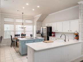11042 Crossland DR, Austin TX 78726
