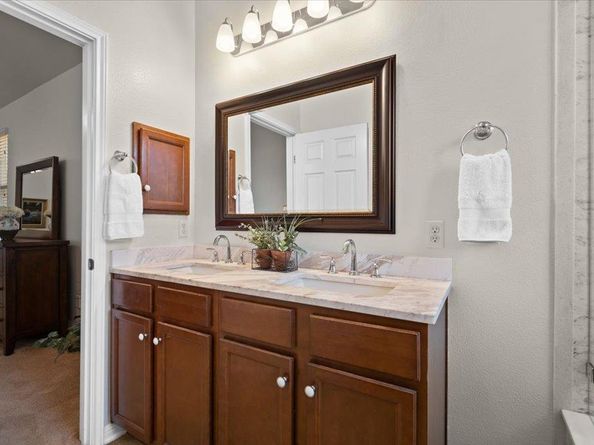 2008 Granite Hill DR, Leander TX 78641