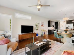 2800 Treble LN 824, Austin TX 78704
