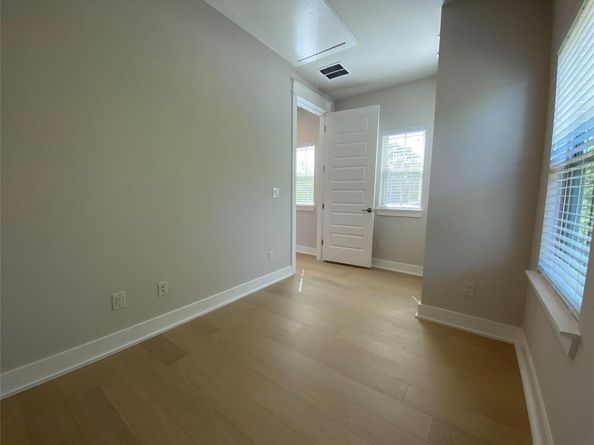 6920 Bethune Ave, Austin TX 78752