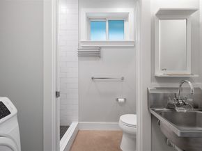 1905 W Saint Johns Ave, Austin TX 78757