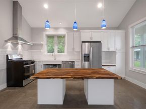 1905 W Saint Johns Ave, Austin TX 78757