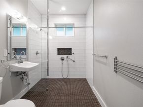 1905 W Saint Johns Ave, Austin TX 78757