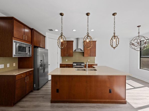 2815 Corbin LN, Austin TX 78704