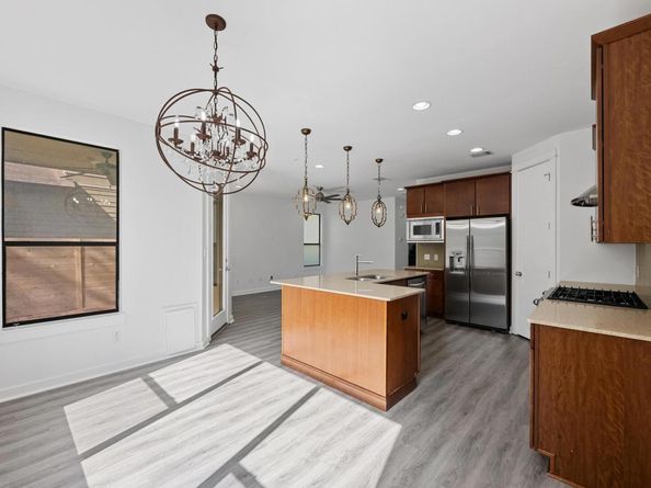 2815 Corbin LN, Austin TX 78704