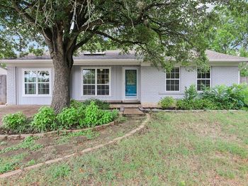 3811 Byron DR
