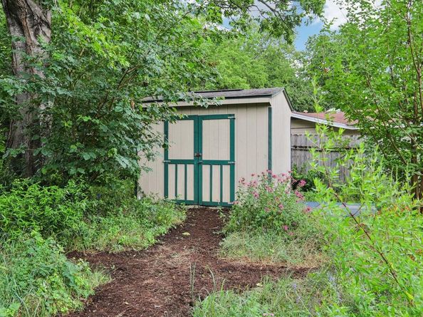 3811 Byron DR, Austin TX 78704