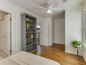 1110 W 22nd ST 16, Austin TX 78705