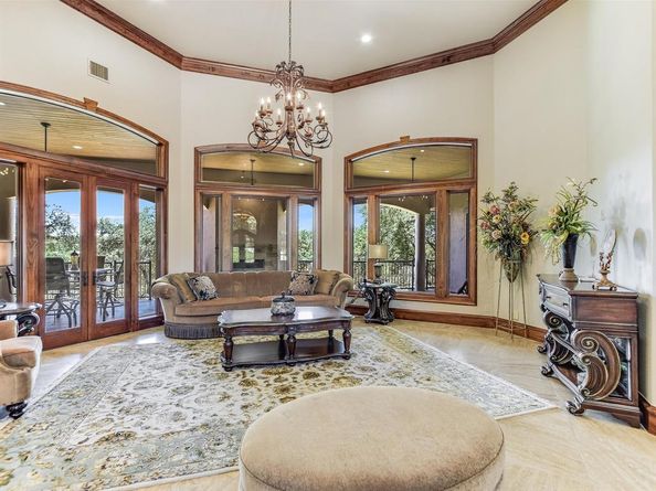 6000 Lantern View DR, Jonestown TX 78645