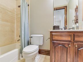 6000 Lantern View DR, Jonestown TX 78645