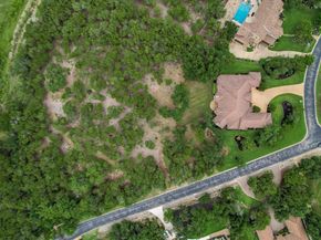 6000 Lantern View DR, Jonestown TX 78645