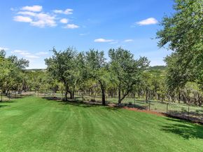 6000 Lantern View DR, Jonestown TX 78645