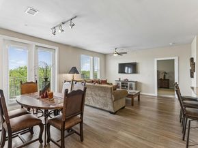 1900 Barton Springs RD 5032, Austin TX 78704