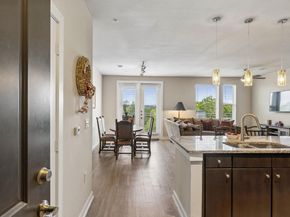 1900 Barton Springs RD 5032, Austin TX 78704