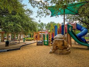 2308 Cypress PT E, Austin TX 78746