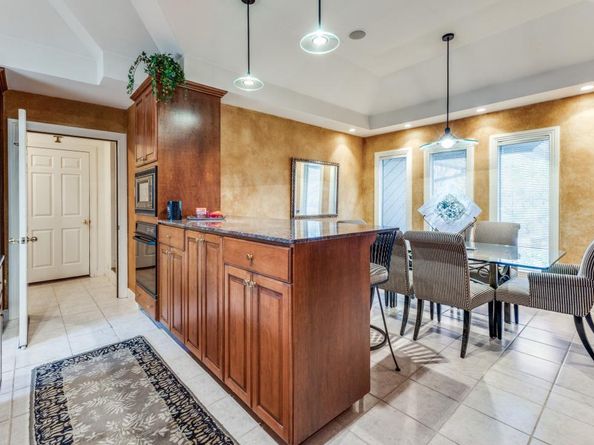 2308 Cypress PT E, Austin TX 78746