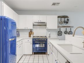12319 Emery Oaks RD, Austin TX 78758