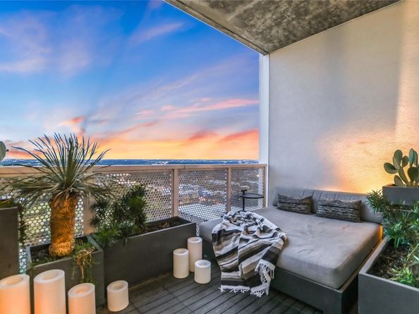 301 West Ave 3805, Austin TX 78701