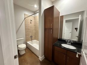 1807 Poquito ST 32, Austin TX 78702