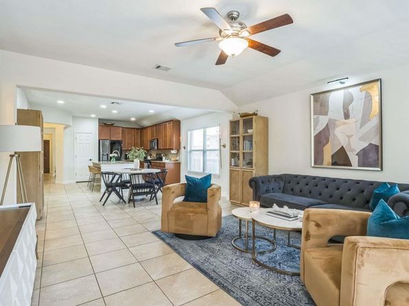 340 Beretta CIR, Georgetown TX 78628