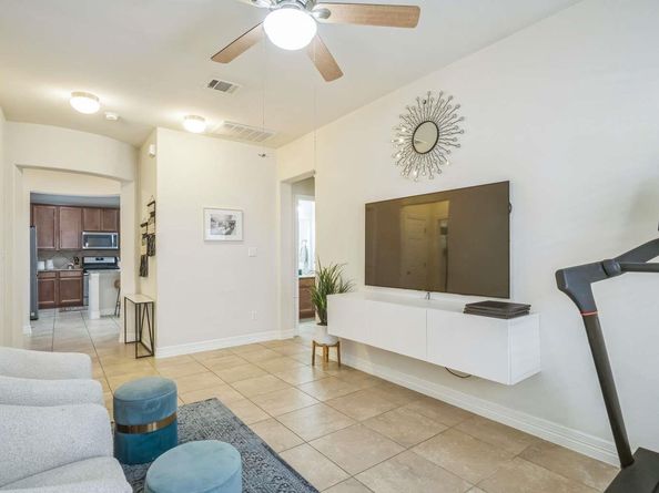 340 Beretta CIR, Georgetown TX 78628