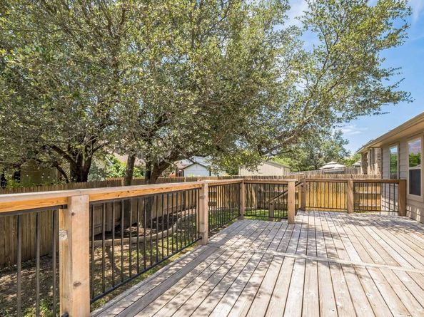 340 Beretta CIR, Georgetown TX 78628