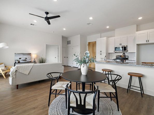 1811 Webberville RD 1209, Austin TX 78721