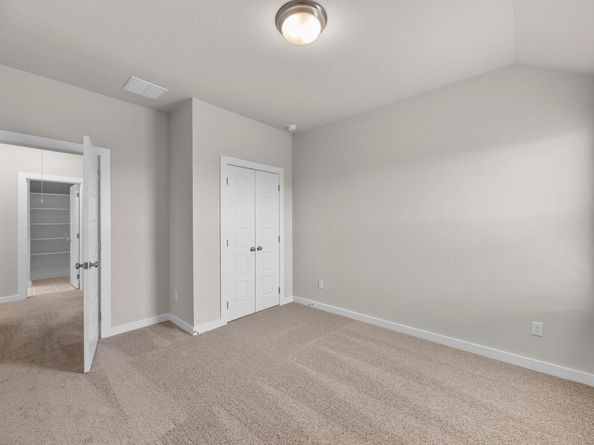 8013 Shining Flor RUN, Lago Vista TX 78645