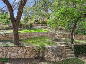 2206 Parkway, Austin TX 78703