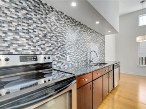 2200 Dickson DR 231, Austin TX 78704