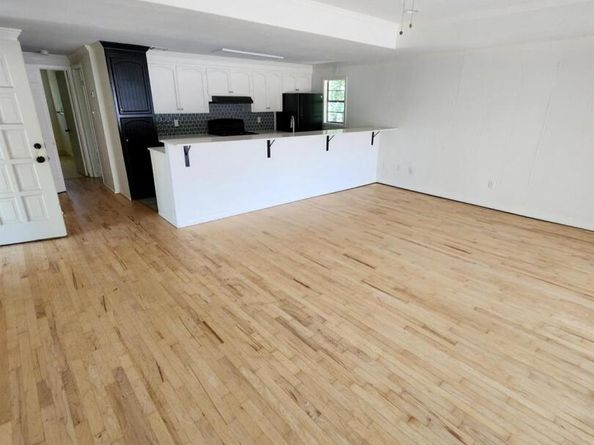 850 Forest View Drive, West Lake Hills TX 78746