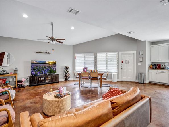 3309 Thomas Kincheon ST, Austin TX 78745