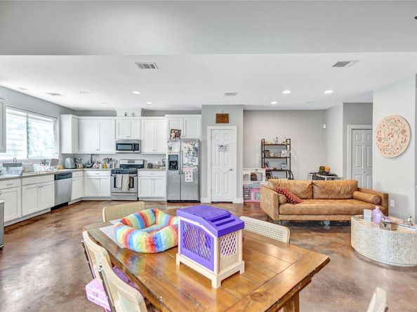 3309 Thomas Kincheon ST, Austin TX 78745