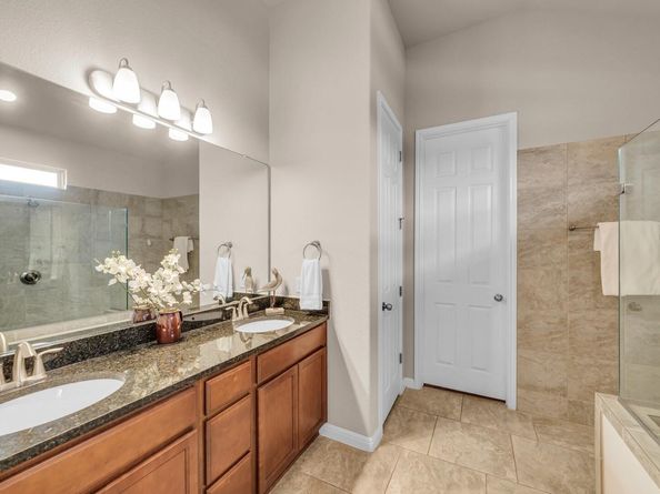1204 Clearwing CIR, Georgetown TX 78626