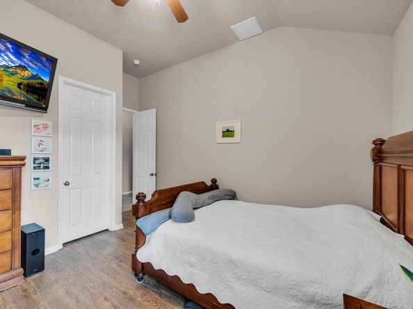 1204 Clearwing CIR, Georgetown TX 78626