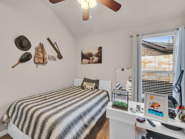 1204 Clearwing CIR, Georgetown TX 78626