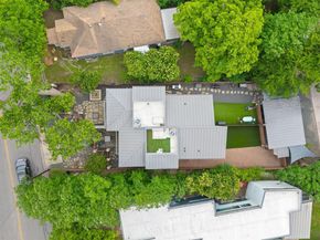 613 W Annie ST A, Austin TX 78704