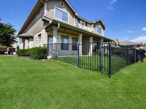 9201 Brodie LN 2903, Austin TX 78748