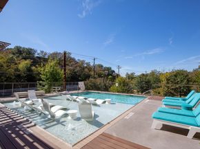 1900 Barton Springs RD 3038, Austin TX 78704