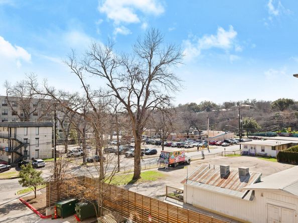 1900 Barton Springs RD 3038, Austin TX 78704