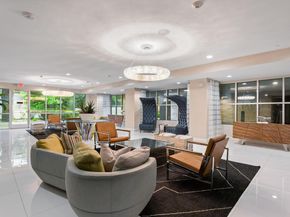 1900 Barton Springs RD 3038, Austin TX 78704